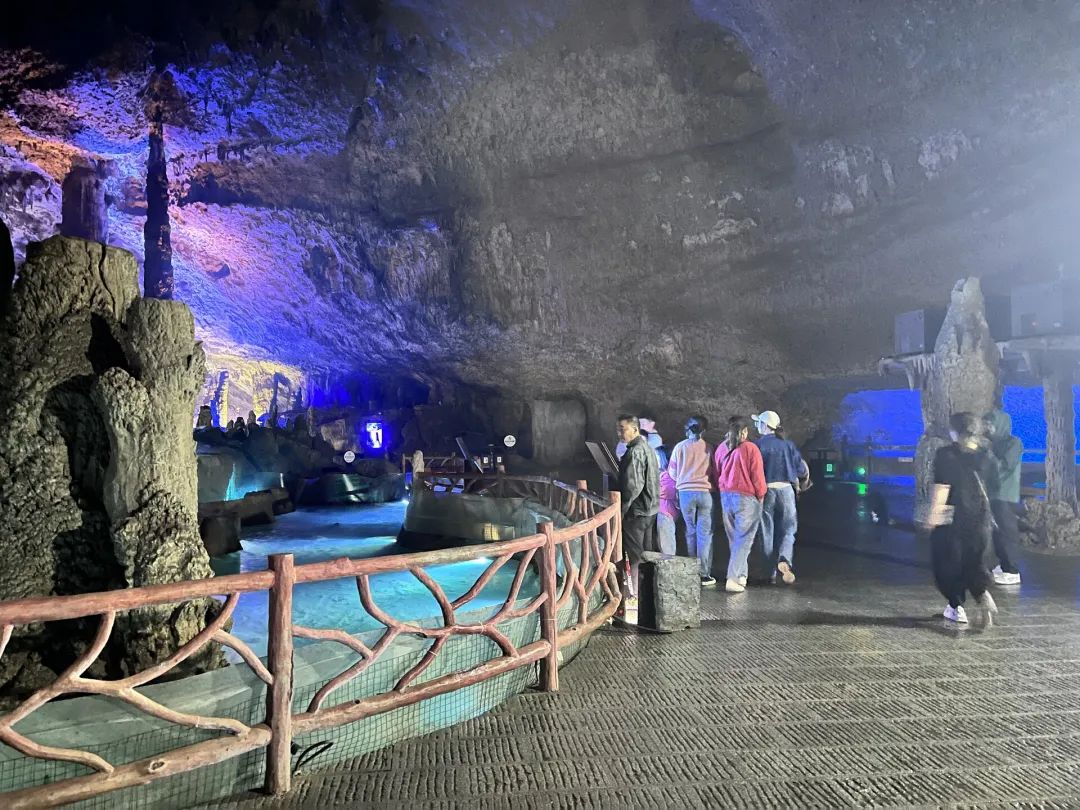 汉服寻宝 拦门酒歌 九天洞开启假期秘境之旅