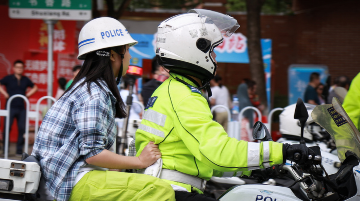 高考在即，长沙交警发布多项提醒 考生遇突发情况请及时求助