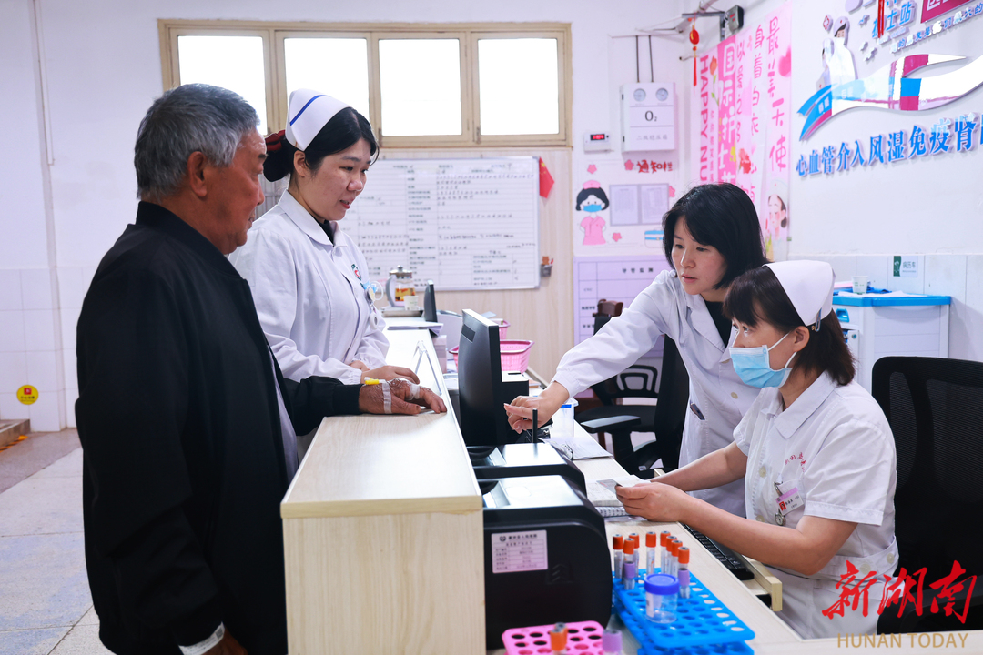 创新服务再升级|新田县人民医院率先实现“床旁结算”，患者出院“零跑腿”