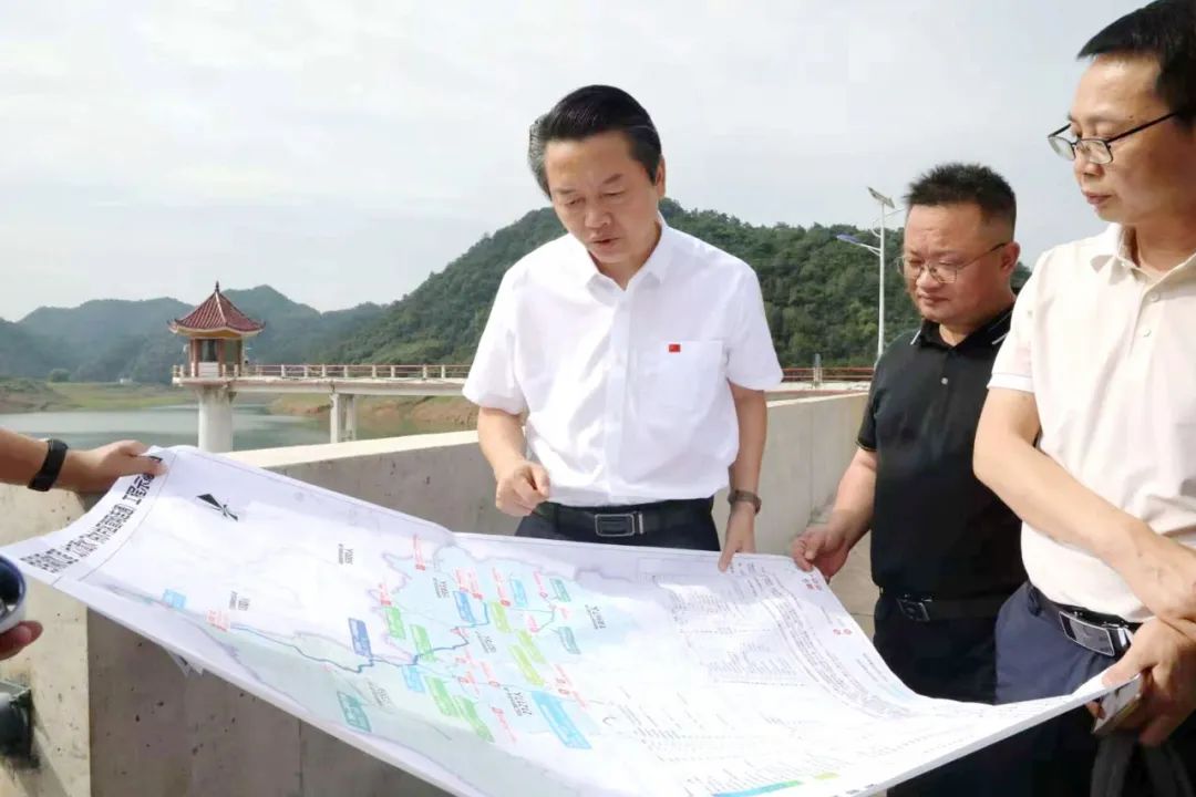 桃源：黄伟雄调研小型引调水工程建设推进情况