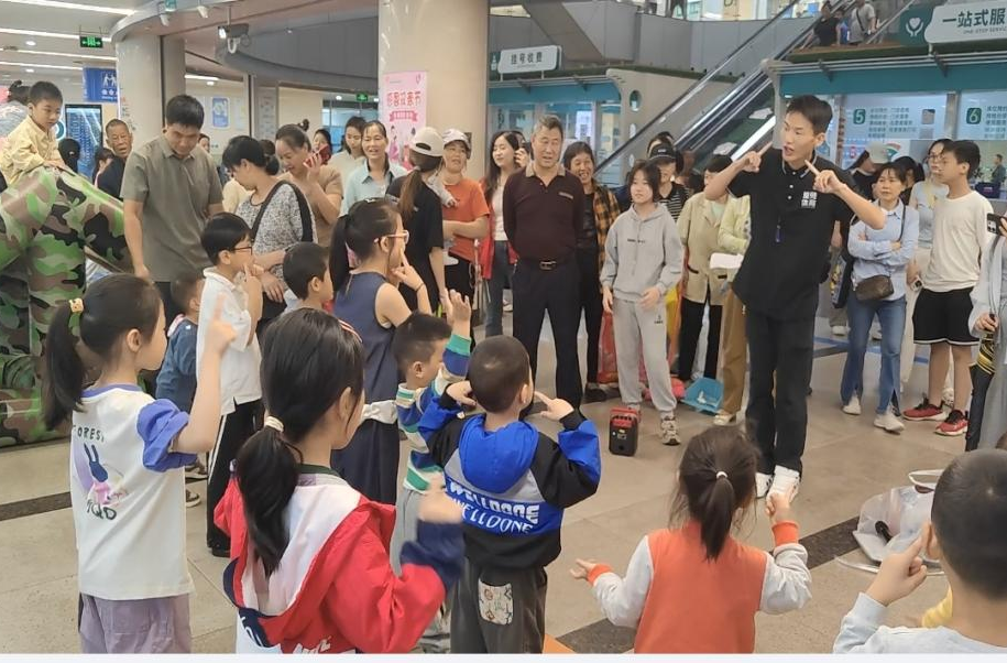 南华附二医院开展“六一”儿童健康公益义诊活动