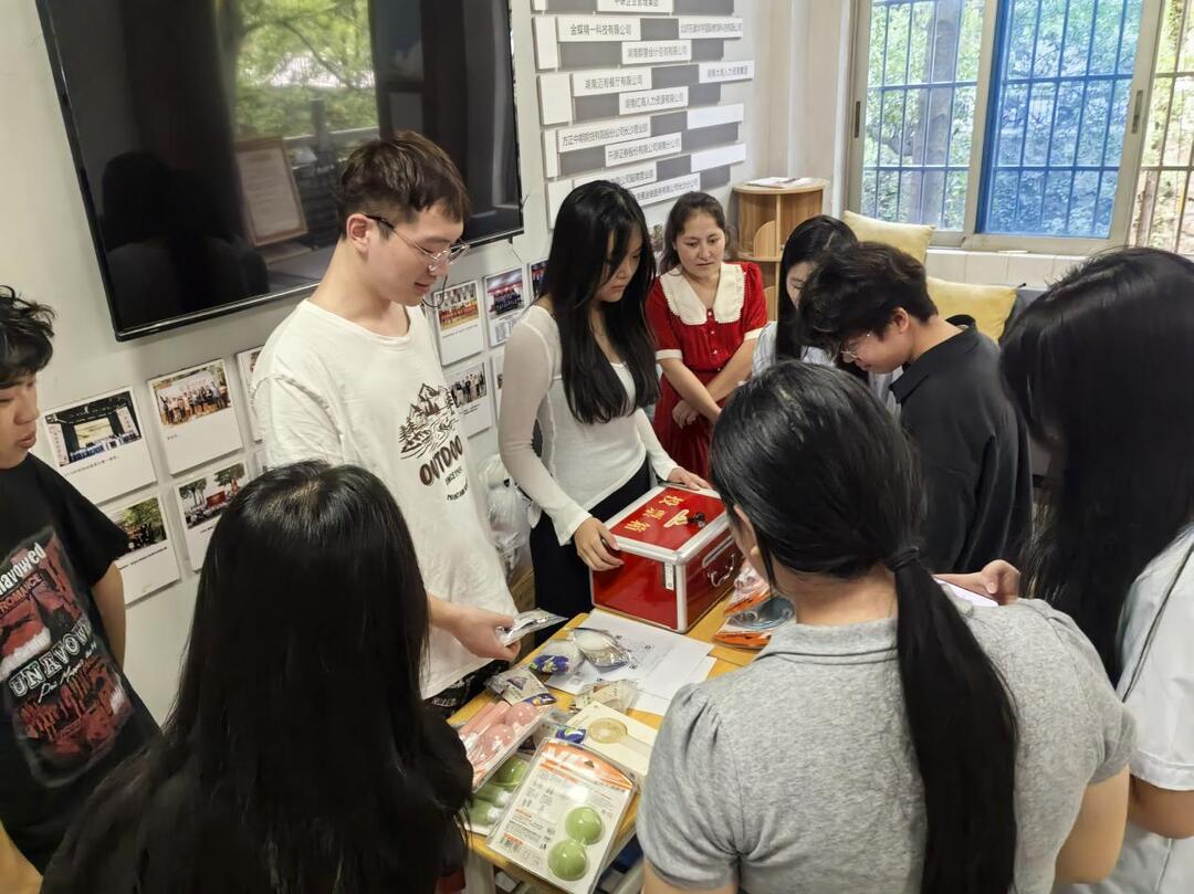 长沙民政职院财经管理学院开展劳动教育