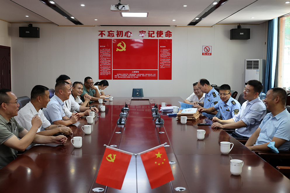 春风化雨润桃李，砥砺深耕待花开——宁乡市副市长沈明春赴平高中学指导高考备考工作