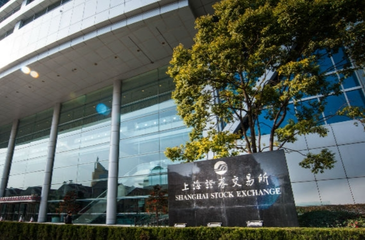 上交所：将推动上市公司进一步加大分红力度 增加分红频次