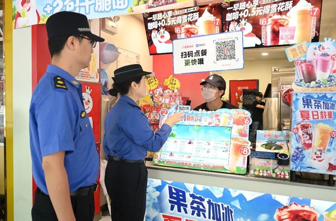 高考来临，他们按下“静音键”……