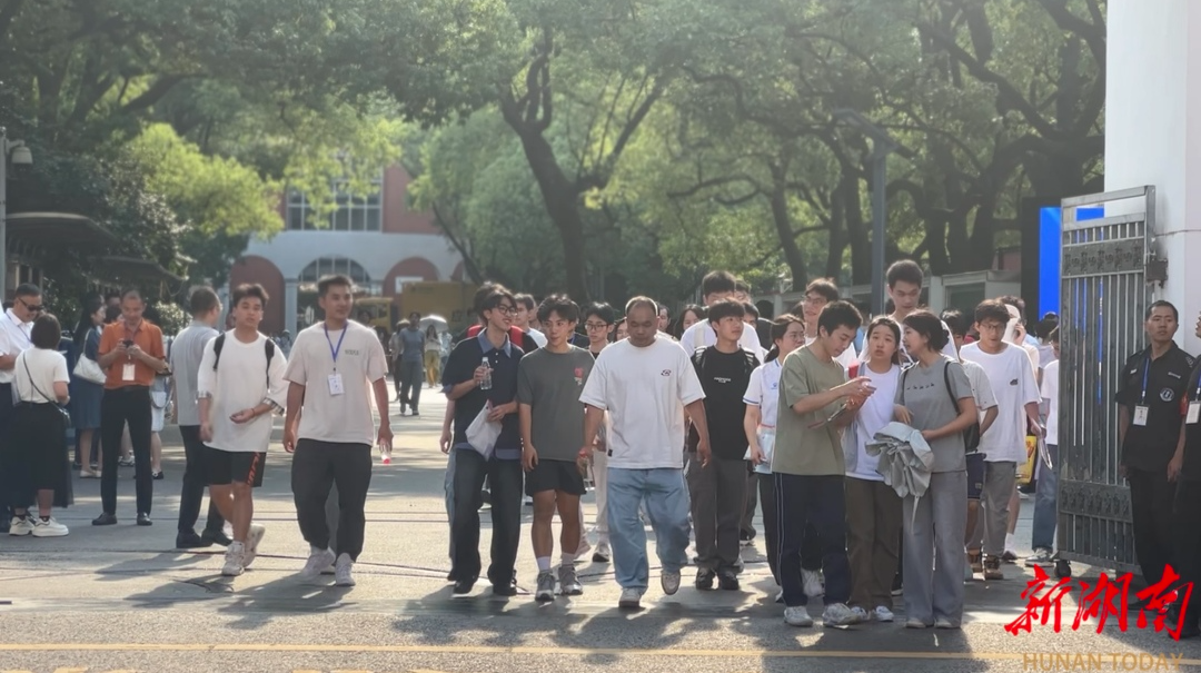 49.9万湖南考生赴考场“踩点”