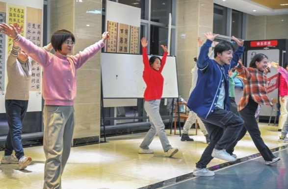不止夜宵和夜店，还有其他“夜生活”——长沙年轻人热衷上夜校