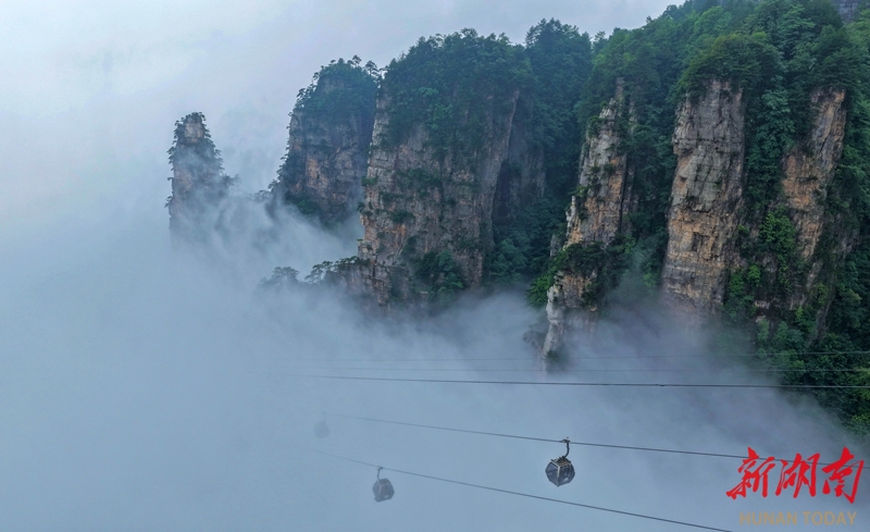雨后张家界 诗意山水画