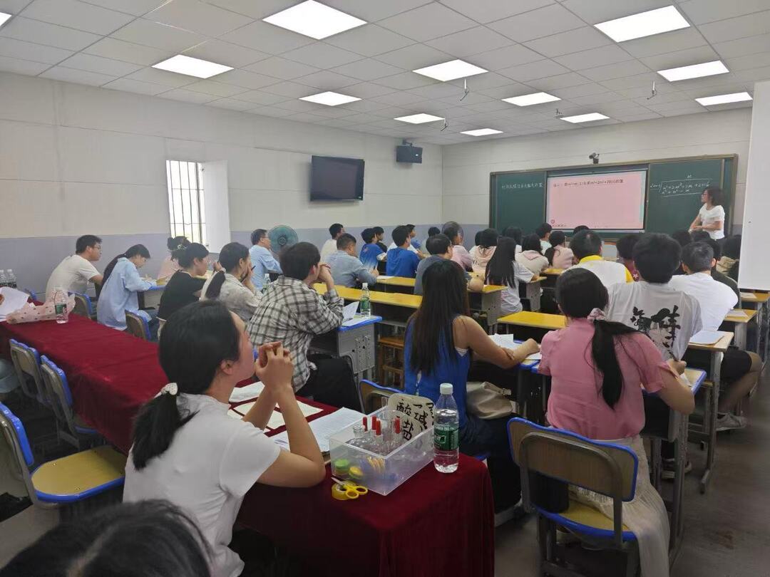 嘉禾七中教联体（集团）：送课到校  协同发展