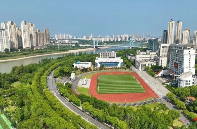 三所新军校今年首次招生，两所发布简章明确面向湖南招生