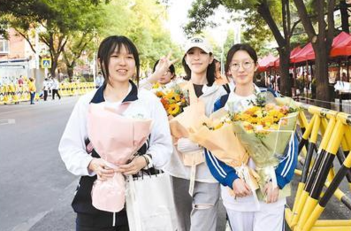 4天收费30万元承诺保提50分？“天价”中考突击班引质疑