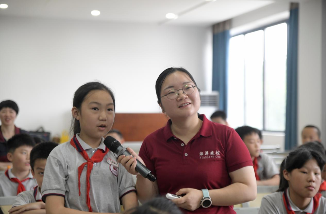 青春护航·健康同行——湘潭市疾控中心开展健康教育进校园活动