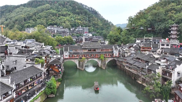 高考福利！凤凰多个景区可享免门票、半票优惠