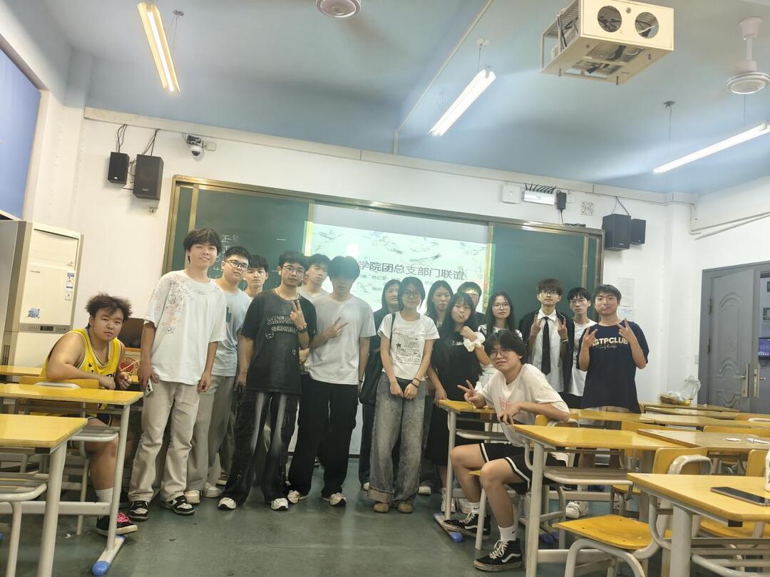 长沙民政职院软件学院“向阳而生”成长辅导室成功开展夏至系列——夏至夜谈·聆听心音活动