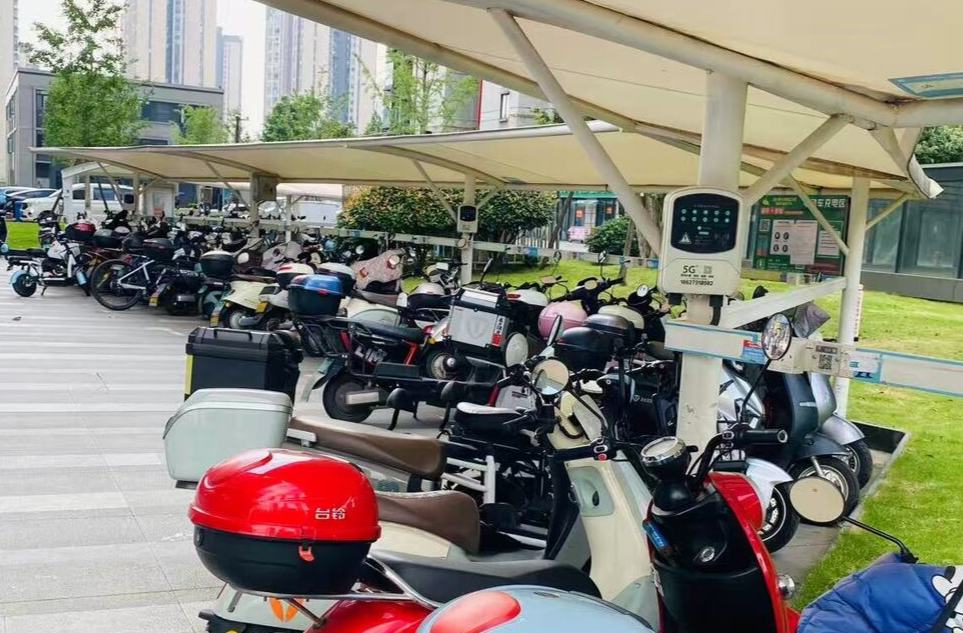 国家新规施行后，电动自行车充电收费不降反涨
