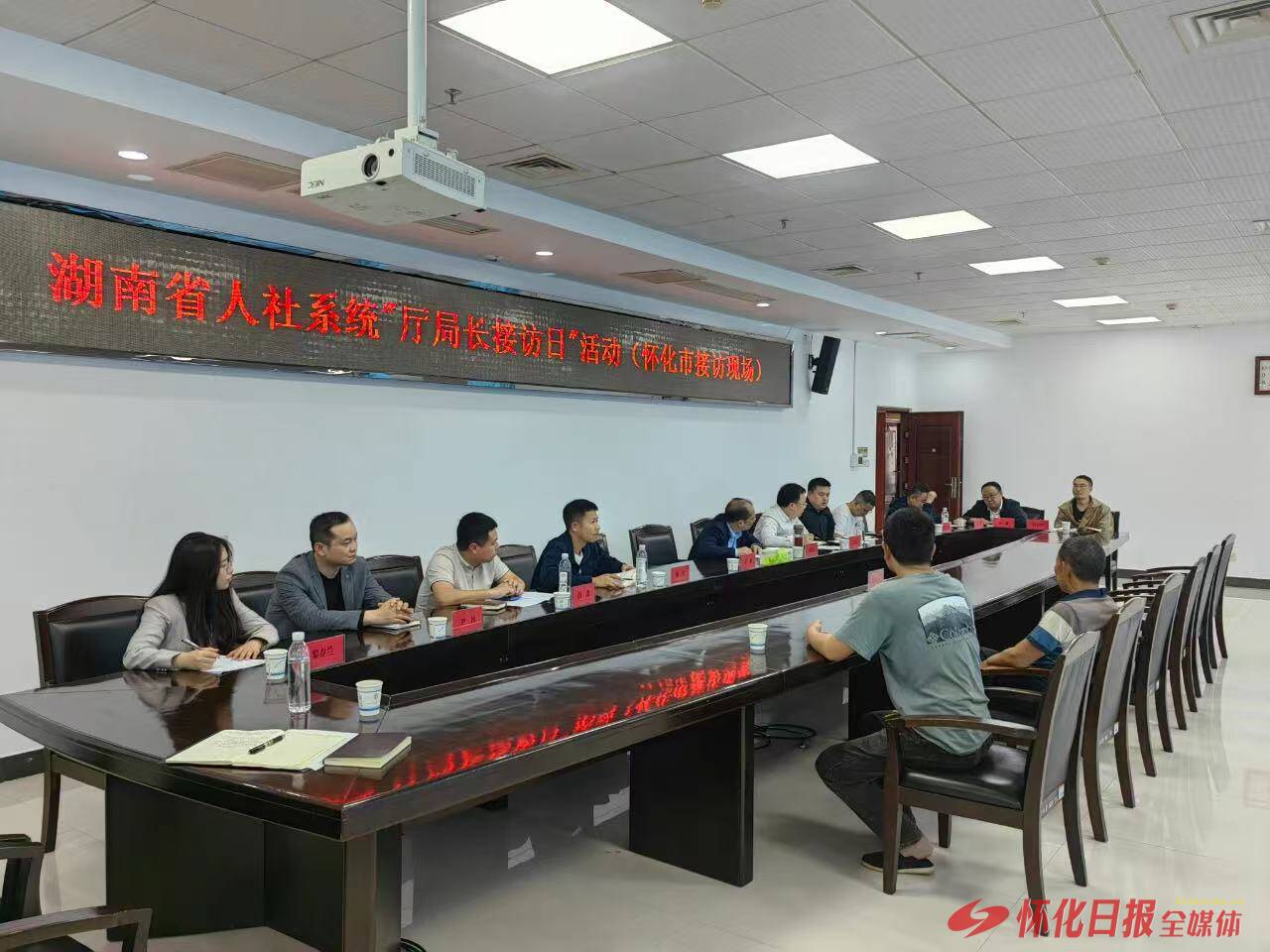 怀化出台“十二条”举措 从源头预防欠薪
