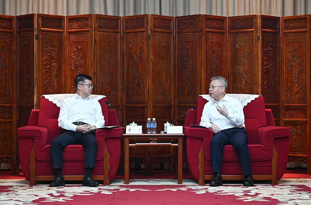 沈晓明与中国进出口银行董事长陈怀宇一行会谈