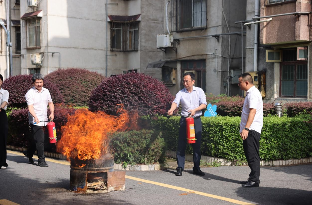 农发行永州市分行开展消防知识培训暨应急疏散逃生演练