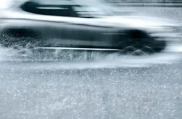 台风+暴雨+强对流三预警齐发 “蝴蝶”中午前后还将登陆 湖南南部有大到暴雨
