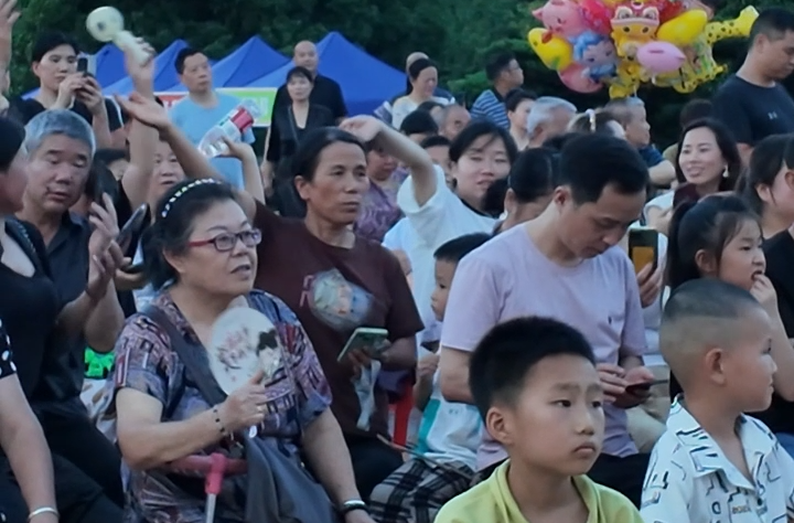 视频｜“草根歌手”激情开唱，“怀化有戏·村歌会”好热闹
