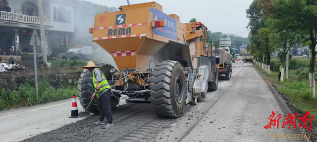 涟源全力提升公路品质