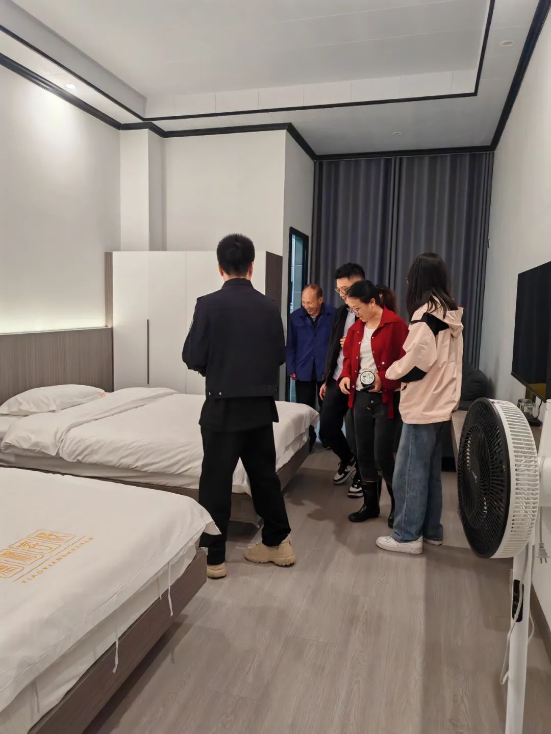 “蝴蝶”过境，总有一些身影逆风而行、冲锋一线