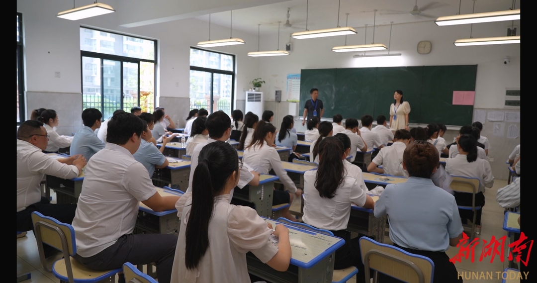 鹤城区社区专职工作人员招聘面试工作圆满完成