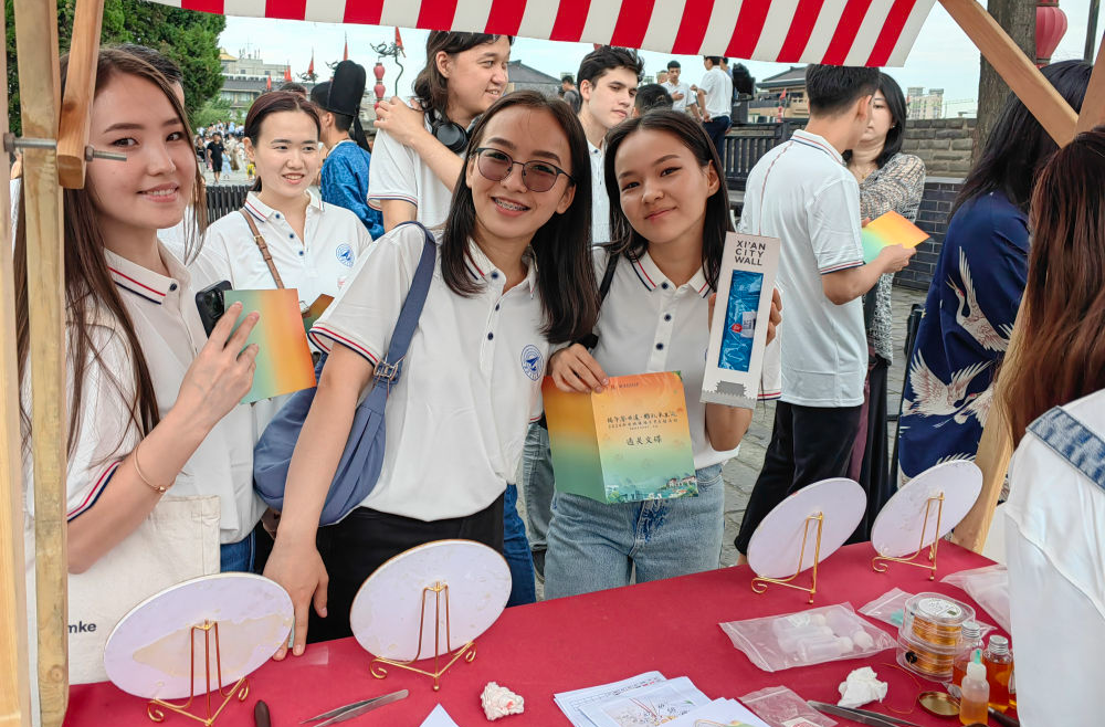 镜观·回响｜赓续传统友谊 共筑友好基石