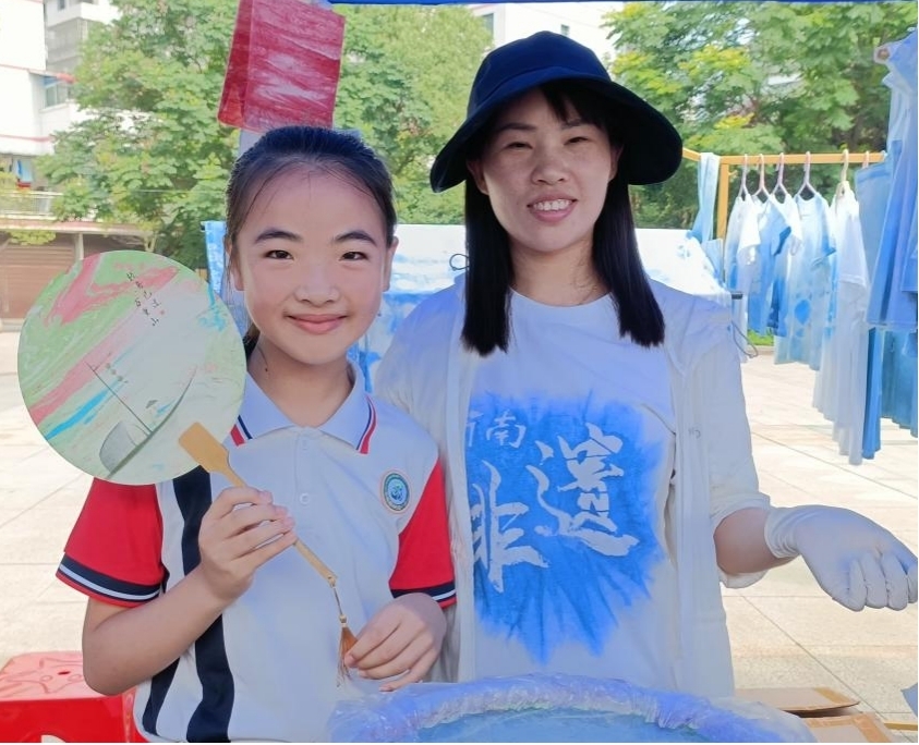 衡南县明德小学学子沉浸式体验非遗魅力