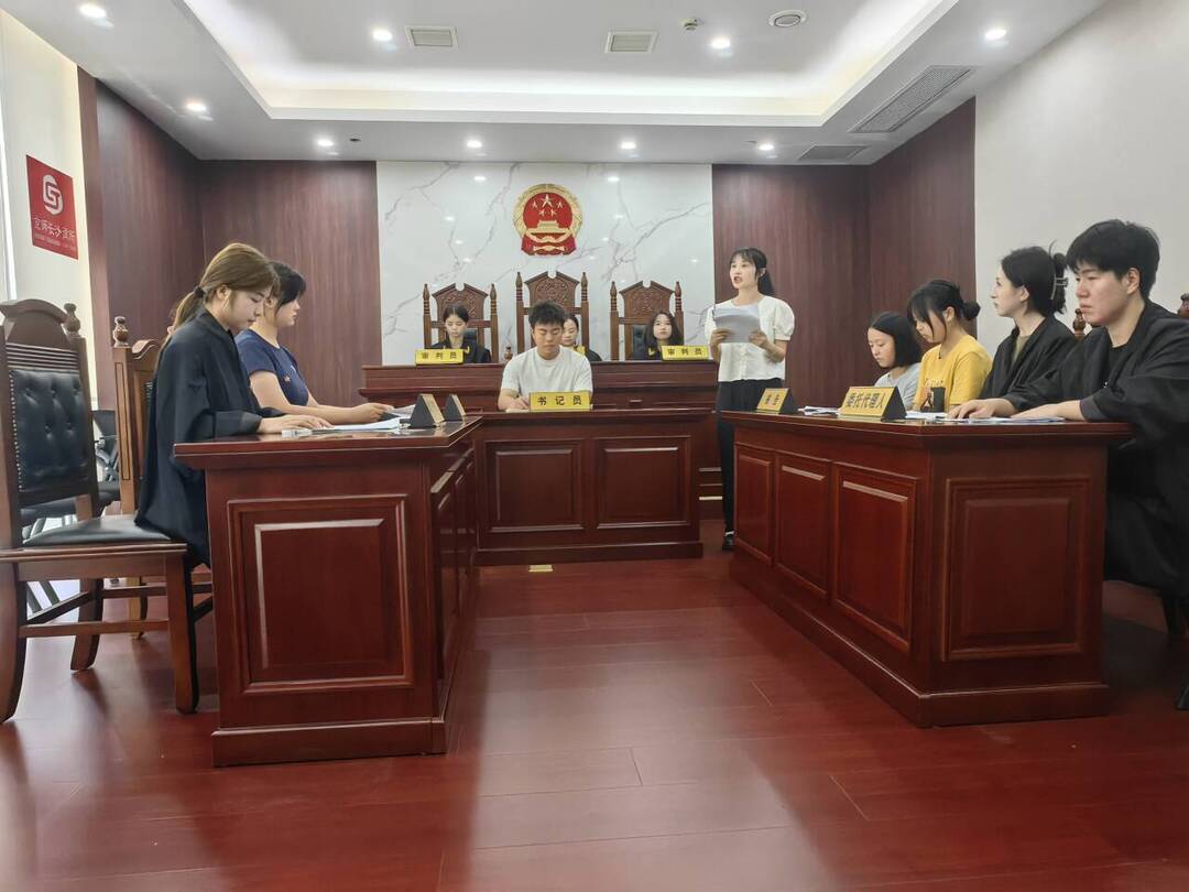 律所变课堂！长沙商贸旅游职院创新