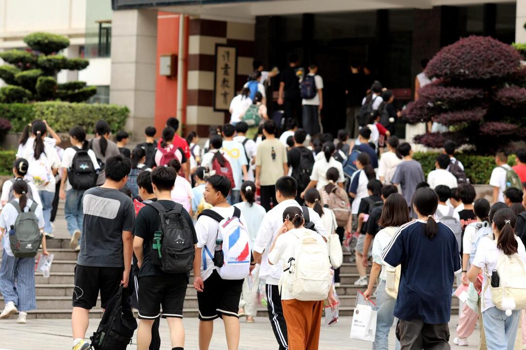 常德市鼎城区4881名考生奔赴2025年中考考场