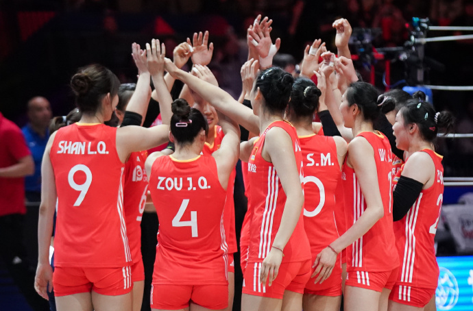 开门红！世联赛香港站中国女排3:1胜捷克队