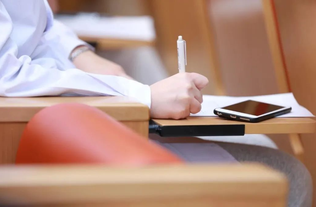 体检报告这几个“字眼”暗示癌症！肿瘤科医生给大家列出来了！
