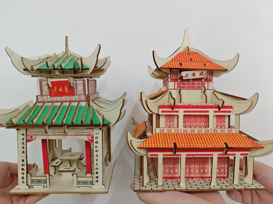 百幅作品绘就“湘情画卷”，长沙商贸旅游职院学子以艺术创作献礼“七一”