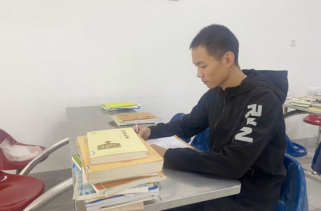 怀化职院学生杨晨：去西部，用另一种方式报效祖国