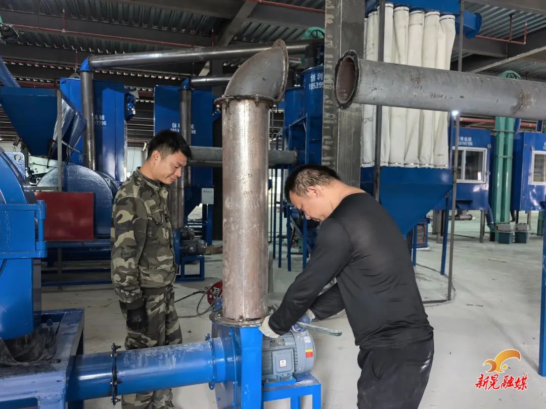 新晃亿恒新材料二期项目施工忙 产业布局再升级