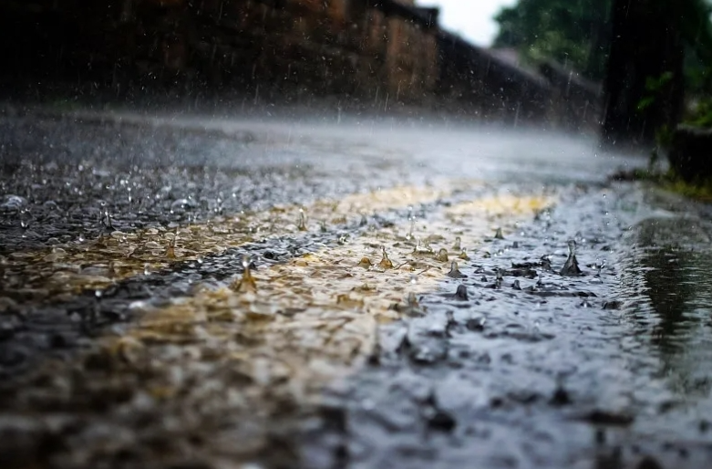 湖南转移群众5.3万余人，未来三天湘西北仍有特大暴雨 