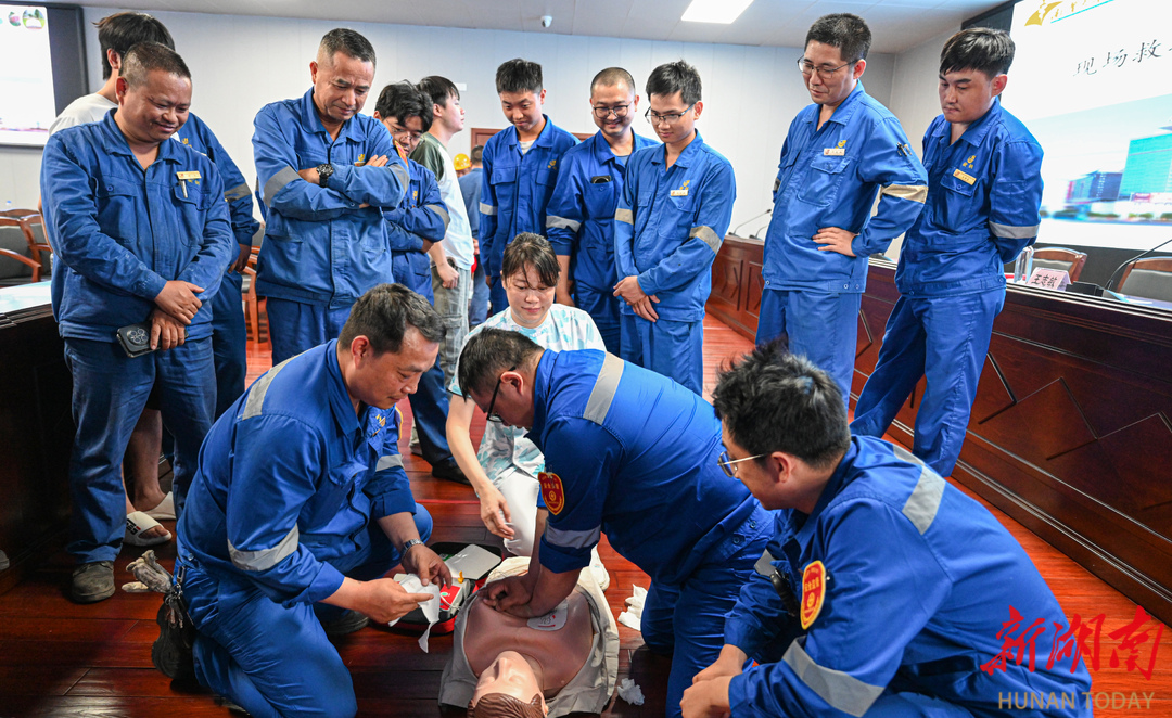 医企联动·安全同行，衡钢和南华附二联合开展急救知识技能培训