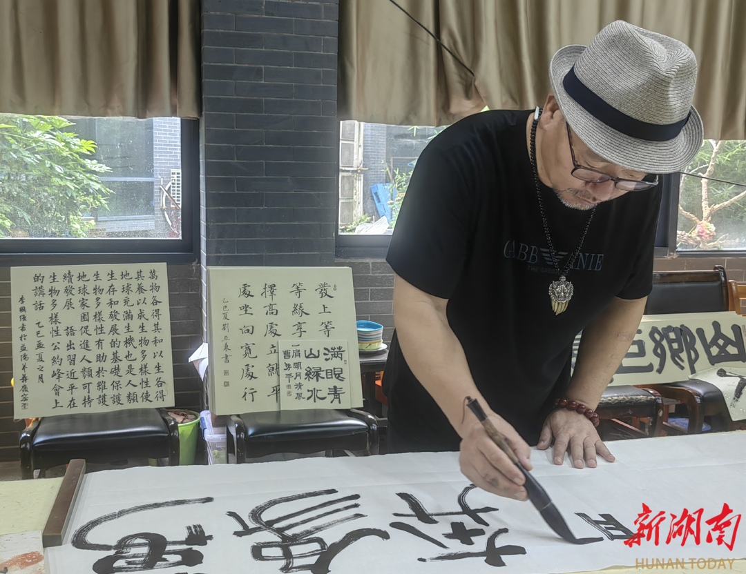 羊舞岭窑陶瓷烧制技艺大师史一墨将携50只陶瓷象参加中泰艺术联展
