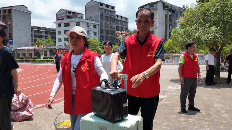 多方联动护考，2025年安化县平口镇中学考点中考落幕