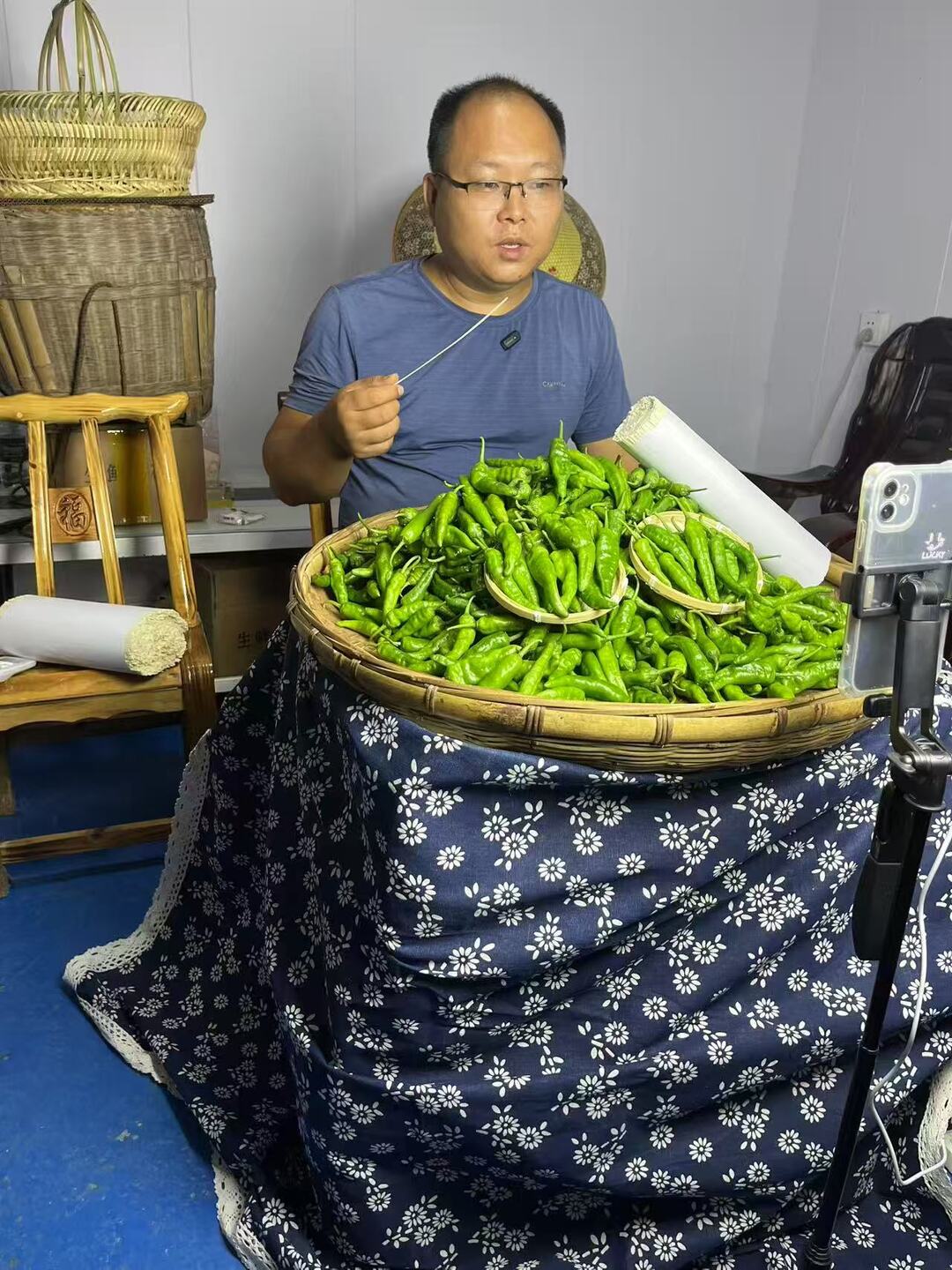 椒香不惧山路远，云端直送万家鲜