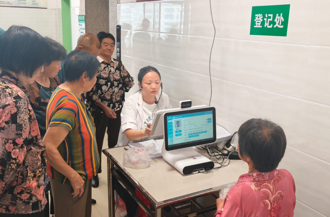 智慧公卫新突破、科技赋能健康体检  涟源市老年体检开启“全流程智能化”时代！