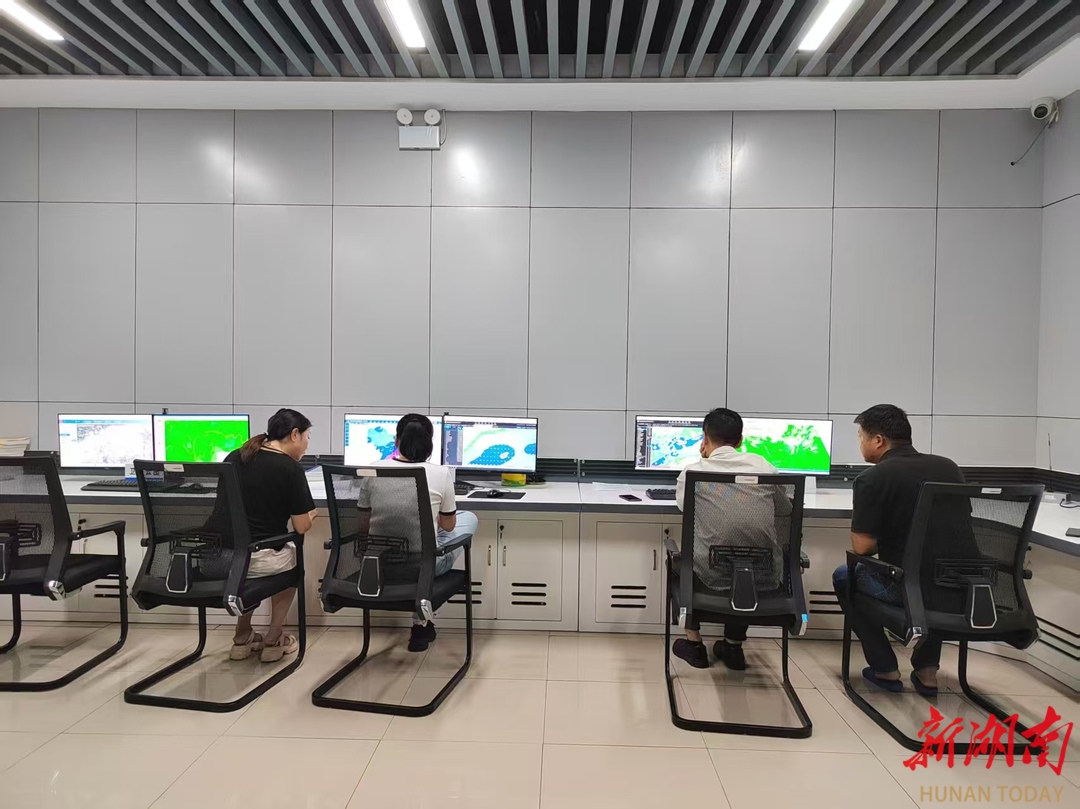 闻“汛”而动丨张家界气象部门：以实际行动践行“人民至上 生命至上”