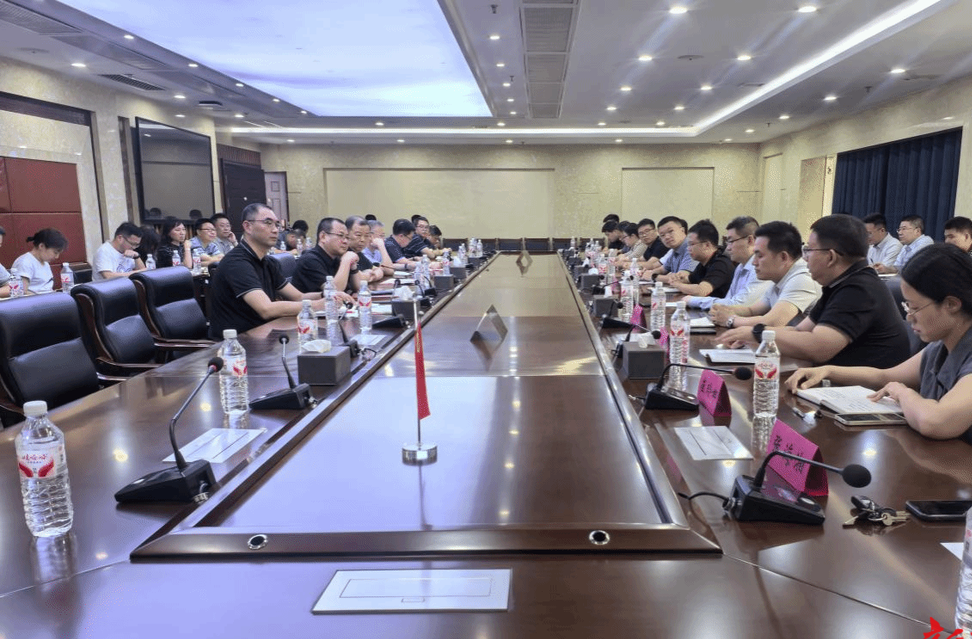 湖南工业大学召开第二批青年教师挂职锻炼座谈会