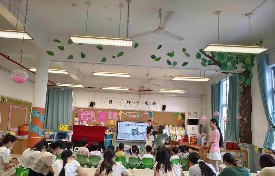 郴州市北湖区第一幼儿园开展“绘本教研·故事赋能”教师技能大比拼