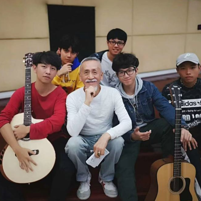 您与祖国永远不再分割——追记音乐人陈彼得