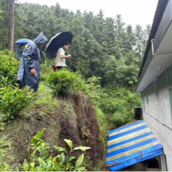 防汛火线|益阳安化县“迎战”持续性强降水天气，紧急转移安置群众162人