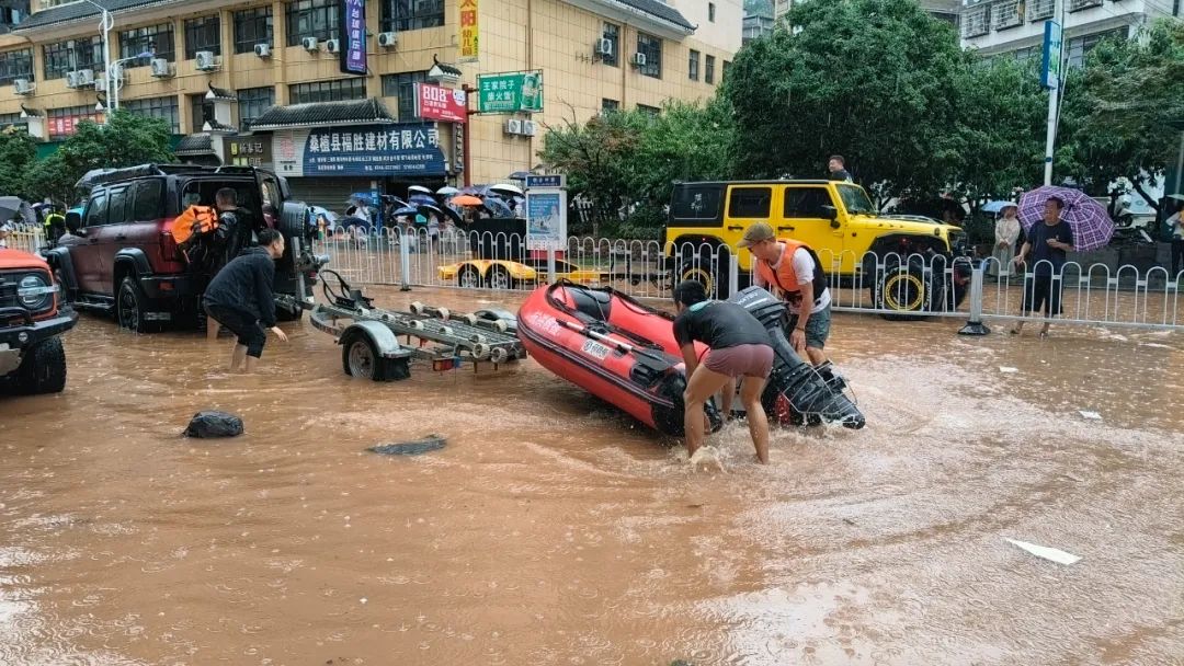 闻“汛”而动丨人民生命高于天 —— 张家界迎战“6·18”特大暴雨工作综述