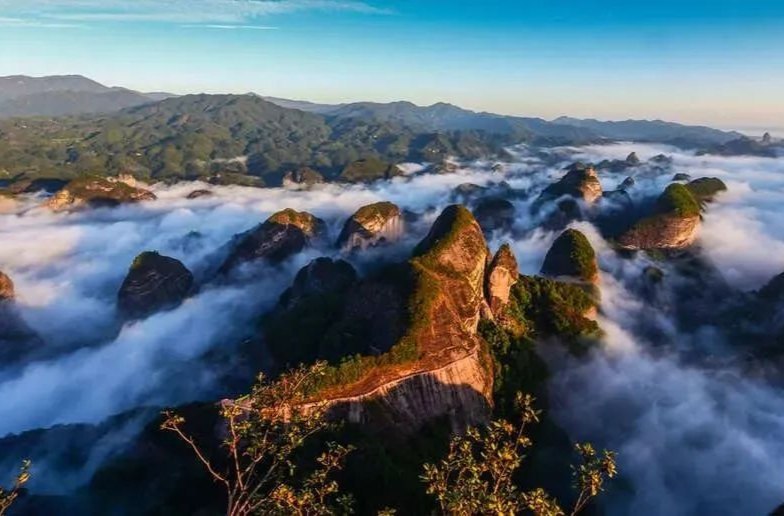 来新宁崀山旅游，会背《我爱这土地》的朋友有福啦！