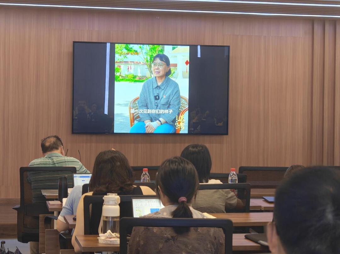 長沙民政職院馬克思主義學(xué)院教工第一黨支部開展主題黨日活動